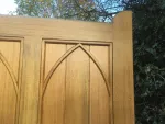 Feature gothic arch design on the gates